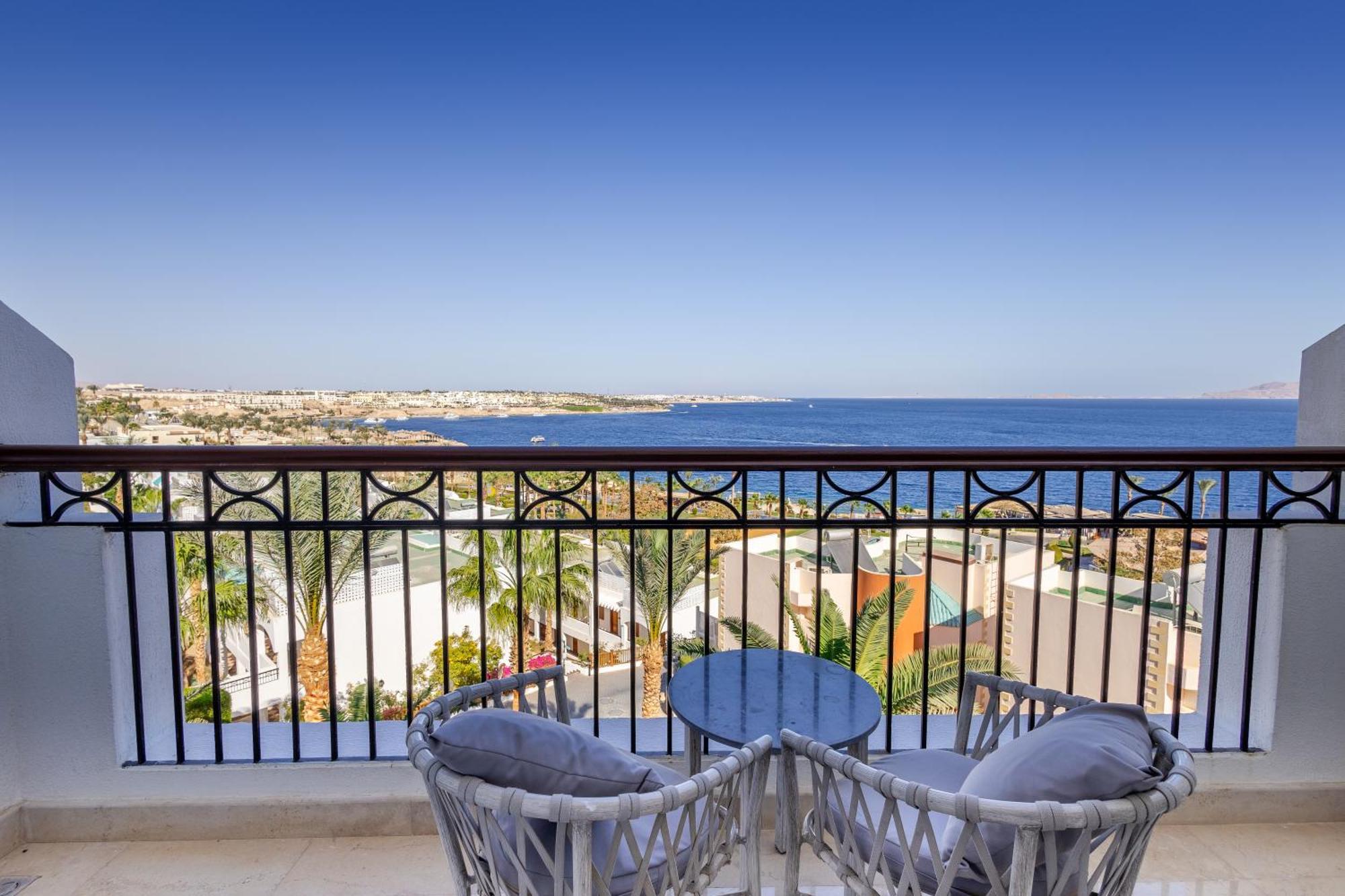 Sultan Gardens Resort Sharm El Sheikh Luaran gambar View from the balcony of a suite at the Grand Hotel